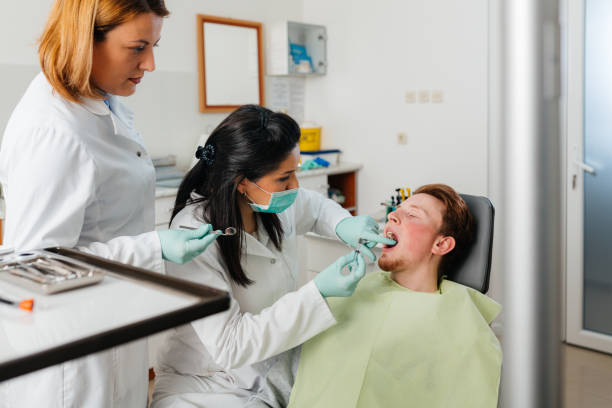 Best Emergency Dental Extractions in Middleport, OH